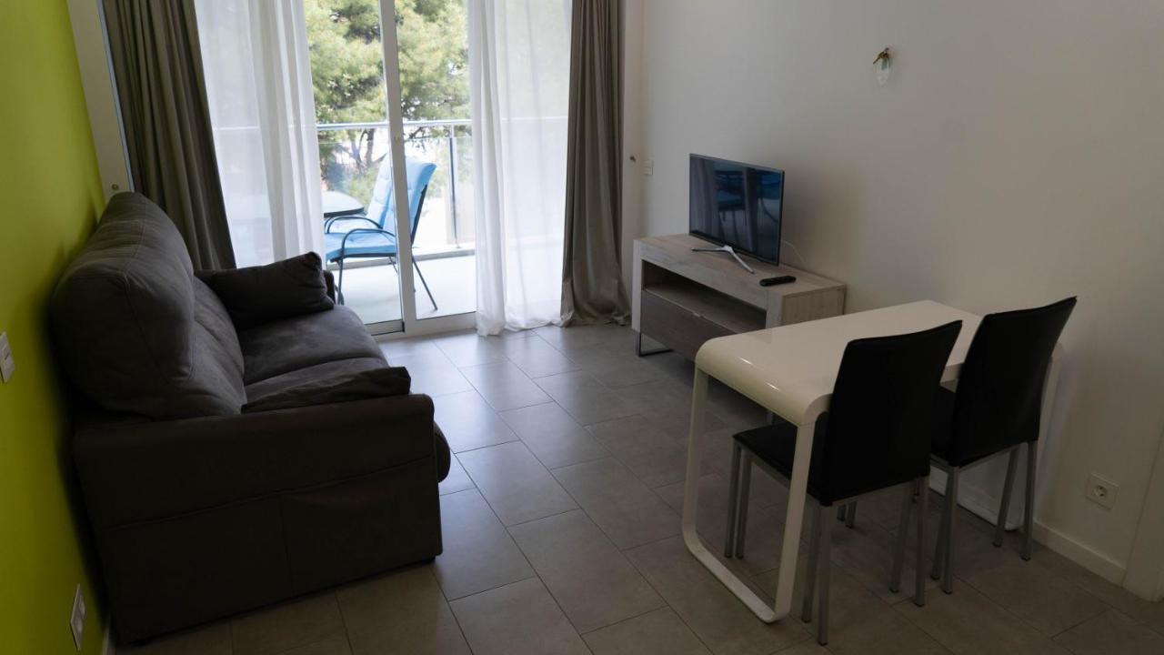Apartamentos Sofia เบนิดอร์ม ภายนอก รูปภาพ